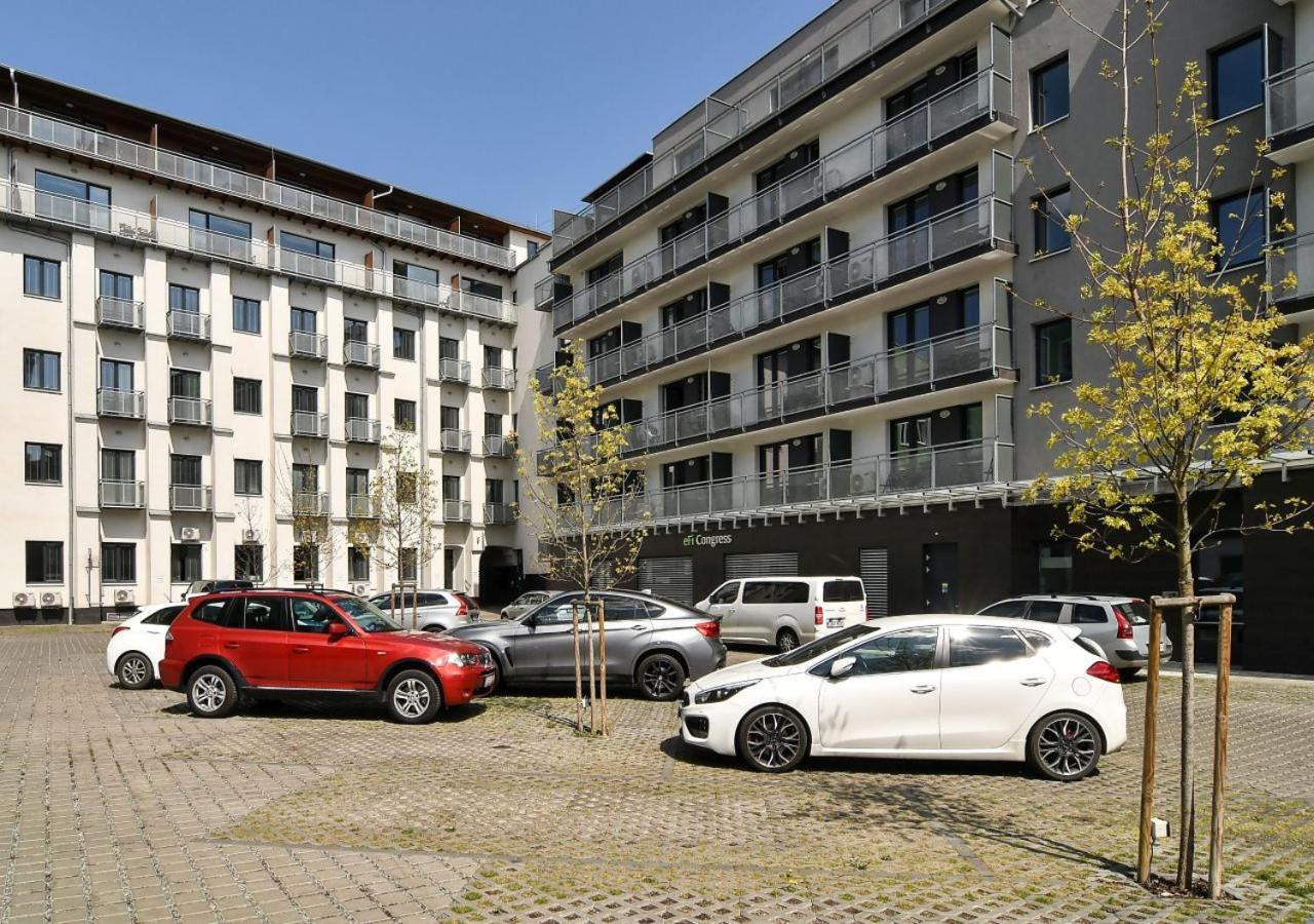 Efi Palace Hotel Brno Bagian luar foto